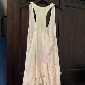 BCBGMaxAzria. White. Size 2.